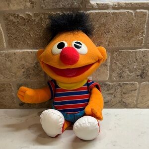 Tickle Me Ernie interactive Sesame Street  1996